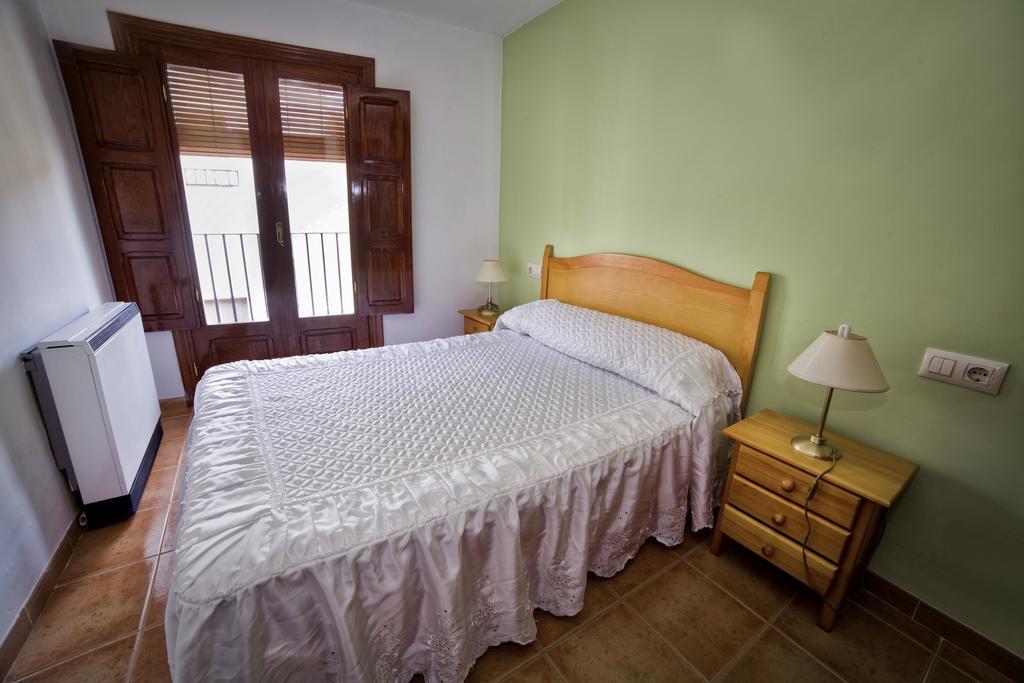 Apartamentos Prades Morella Szoba fotó